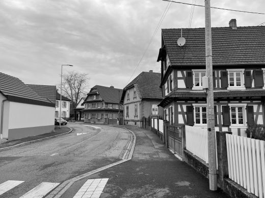 Häuser nach Elsässerstil-Sesselheim-Frankreich 2025